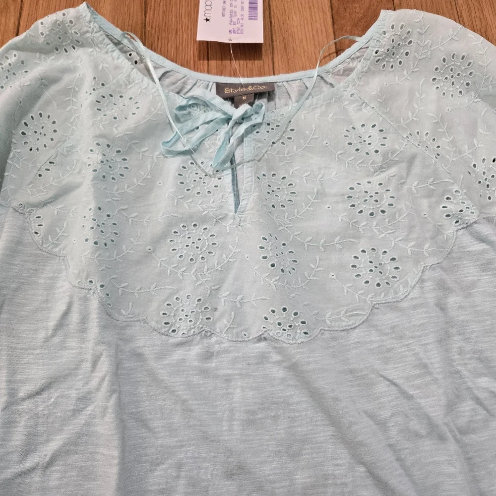 NWT Style & Co women's peasant blouse eyelet trim tie-neck size M - Picture 5 of 8